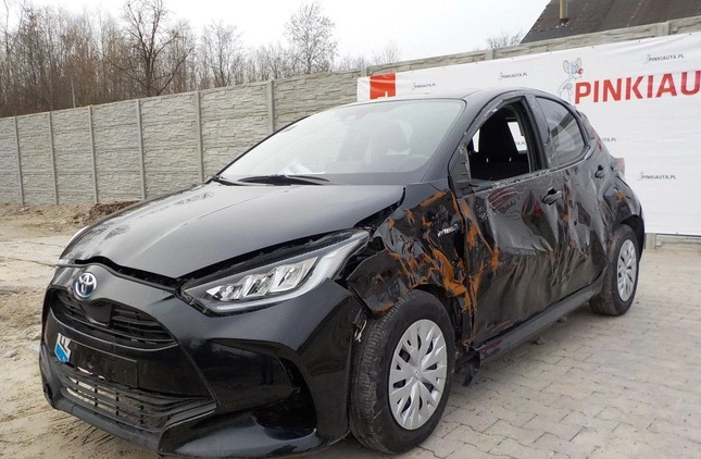 Toyota Yaris cena 30900 przebieg: 19611, rok produkcji 2021 z Mielec małe 407